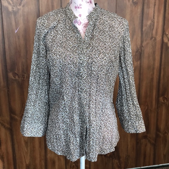 Lucy & Laurel Tops - ⭐️Lucy & Lauren long sleeve shirt